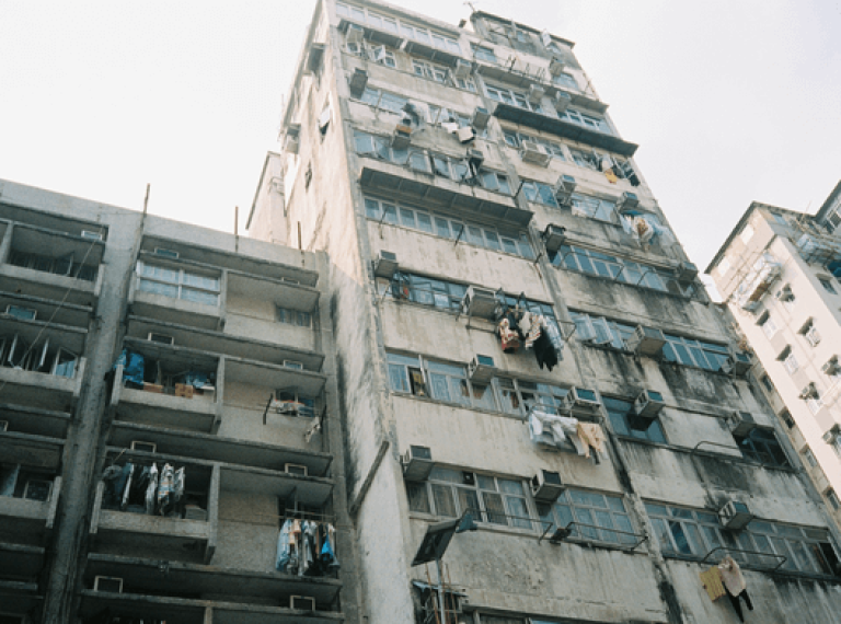 rundown apartment building